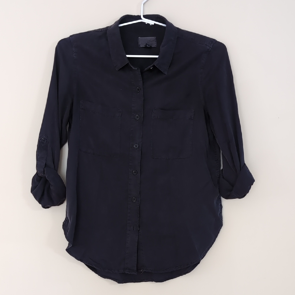 Universal Thread Women's Black Button Down Shirt